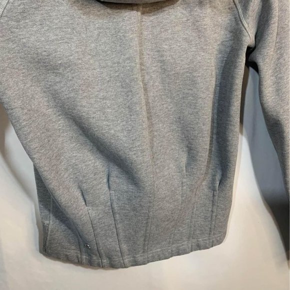 LULULEMON sculpted scuba hoodie. Gray. Size 6. New condition. Limited Edition. - Picture 8 of 10